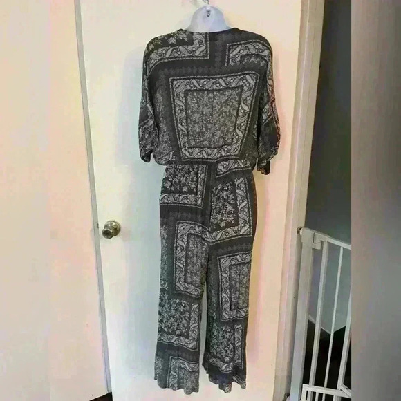 Dress Forum Los Angeles Jumpsuit | Medium - Picture 2 of 8